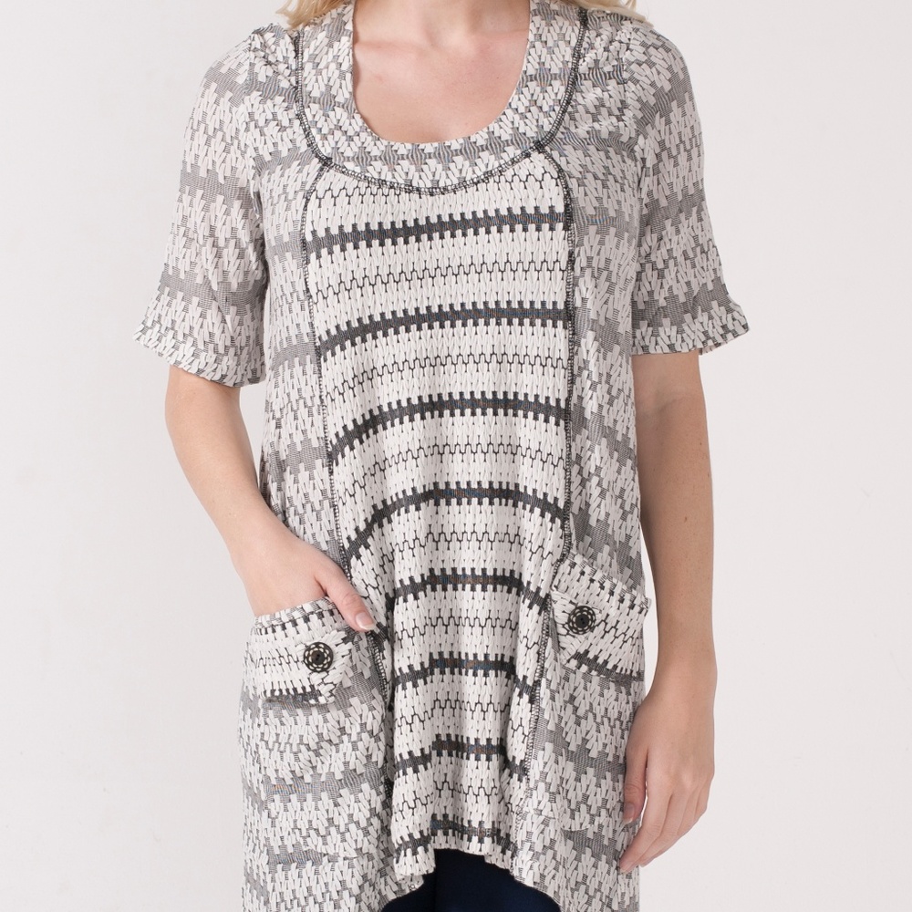 Textured Tunic with Lace accent